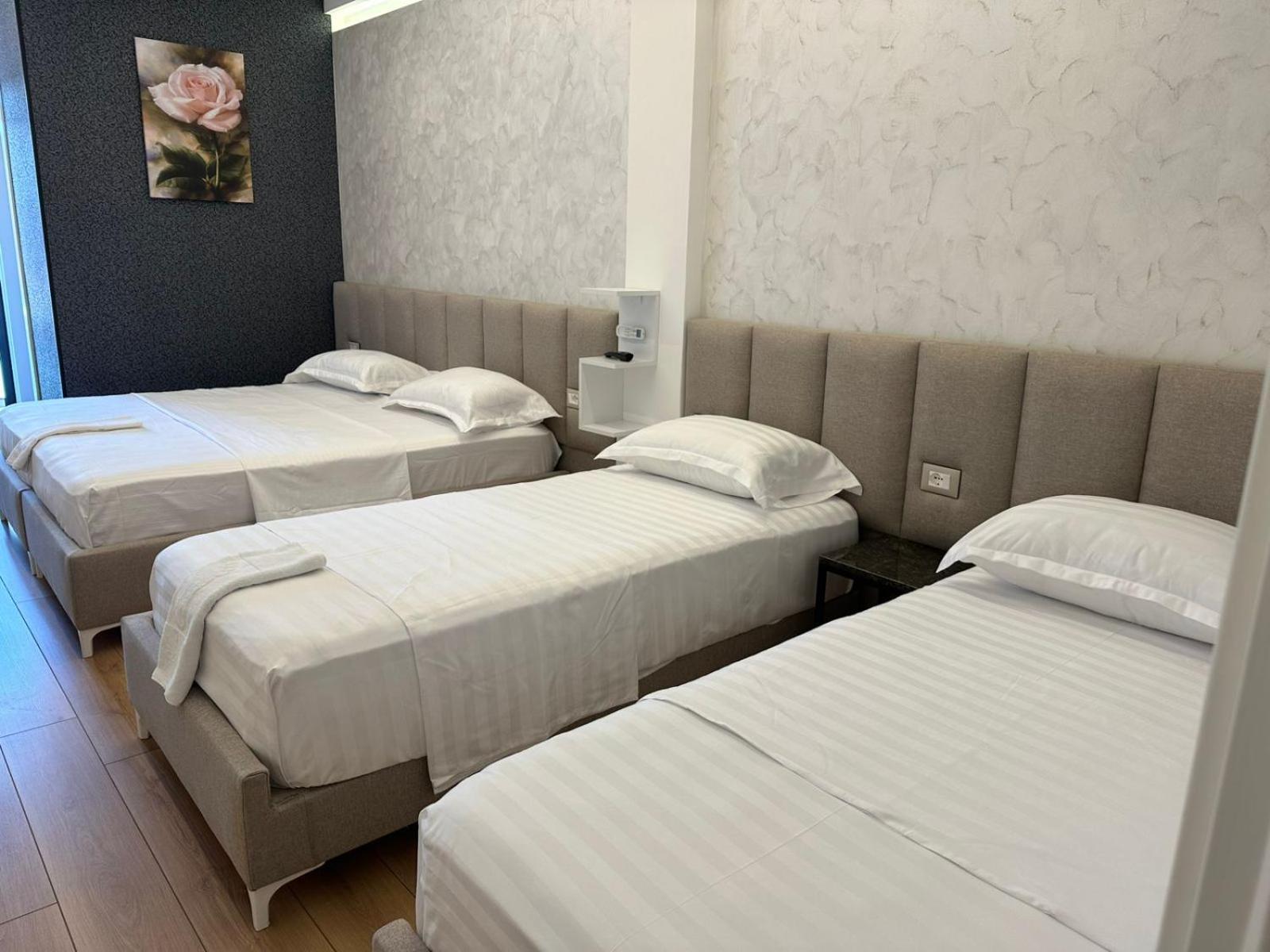 Hotel Europa Krujë מראה חיצוני תמונה