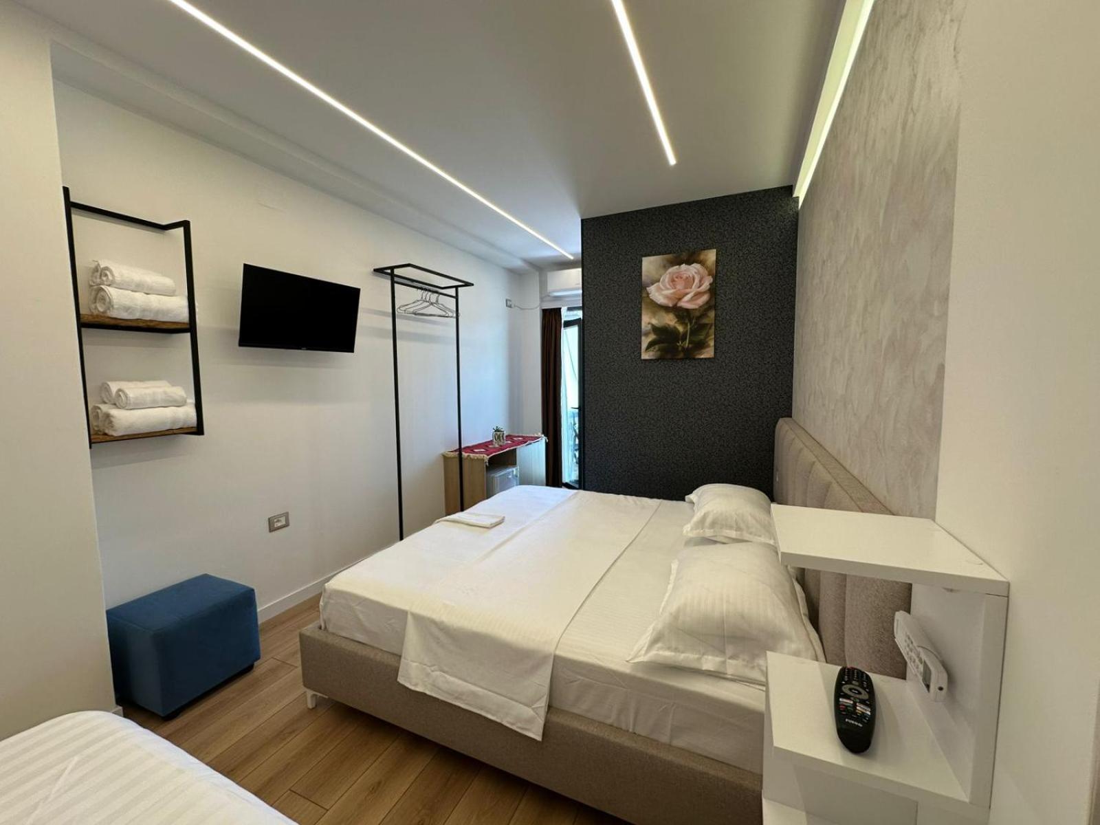 Hotel Europa Krujë מראה חיצוני תמונה